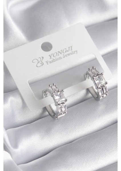 Pirinç Gümüş Renk Kare Zirkon Taşlı Kadın Küpe - TJ-BKP8351