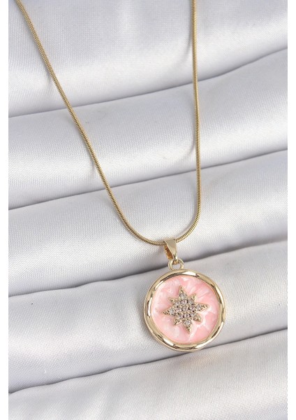 316L Çelik Gold Renk Zincir Pembe Mineli Zirkon Taşlı Kuzey Yıldız Işlemeli Madalyon Model Kadın Kolye - TJ-BKO10172