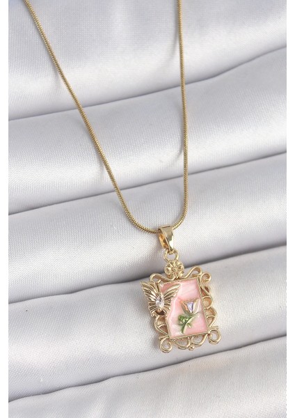 316L Çelik Gold Renk Zincir Pembe Mineli Çiçek Işlemeli Zirkon Taşlı Kelebek Detay Portre Model Kadın Kolye - TJ-BKO10188