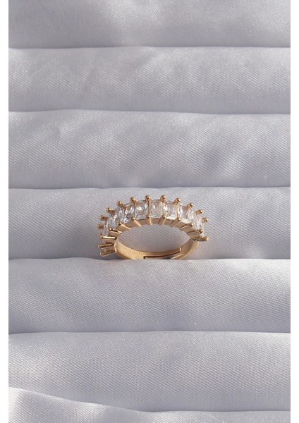 Pirinç Ayarlamalı Gold Renk Baget Taşlı Su Yolu Yüzük - TJ-BYK3285