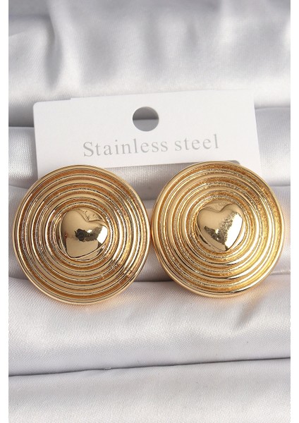 Pirinç Gold Renk Kalp Işlemeli Daire Plaka Model Kadın Küpe - TJ-BKP10155