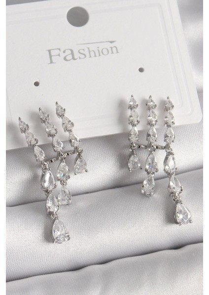 Pirinç Gümüş Renk Zirkon Taşlı Yağmur Model Kadın Küpe - TJ-BKP9936