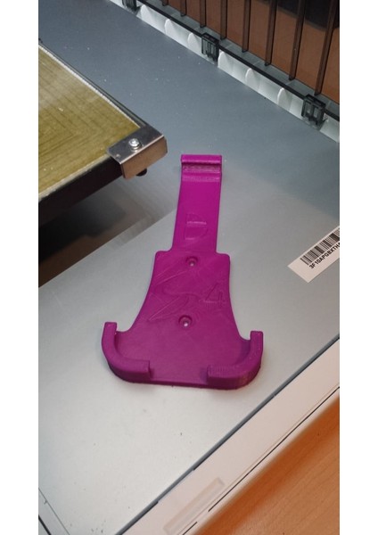 Samsung S4 Tutucu Sadece Plastik Aparattır.