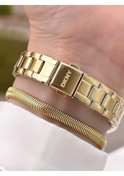 Çelik Kasa ve Kordon 5 Atm Suya Dayanıklı 2 Yıl Garantili Kadın Kol Saati+Bileklik DKNY.0055.2 modelleri