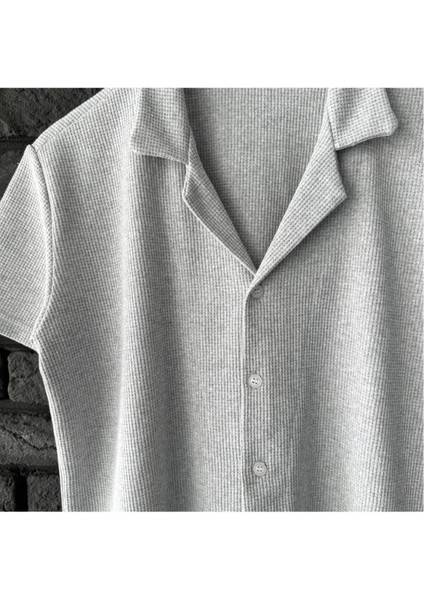 Yeni Sezon Erkek Rahat Kesim Salaş Gri Gömlek & Şort Takım Ikili Kombin Set fiyatları