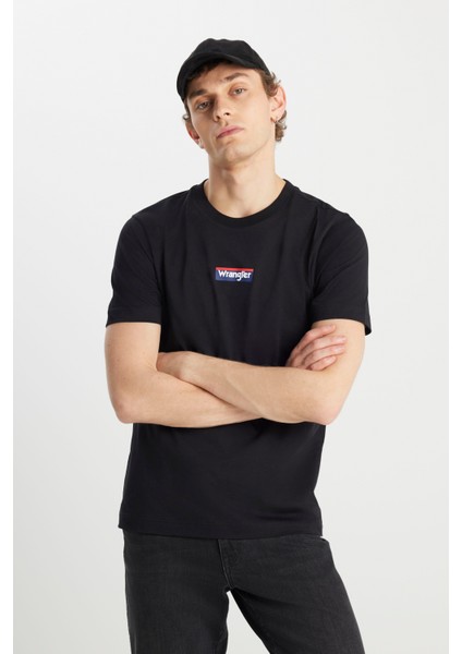 %100 Pamuk Regular Fit Normal Kesim Siyah Minimal Logo Tişört