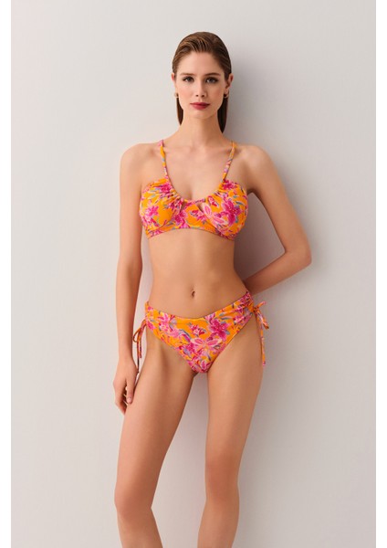 Jungle Boyundan Bağlamalı Bikini Üst