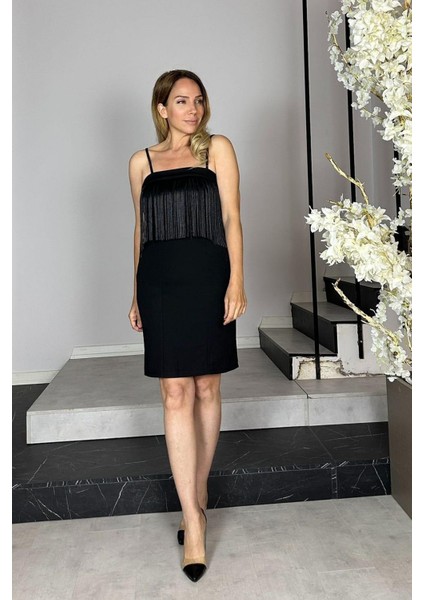 G1417 Püskül Detaylı Askılı Elbise Siyah