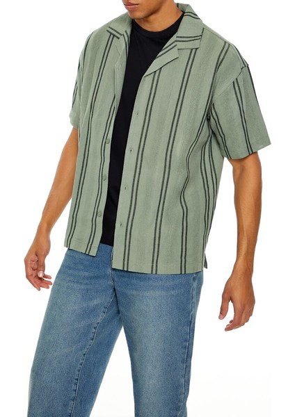 Dokulu Çizgili Gömlek