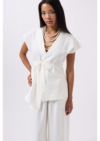 Bağcık Detay Yelek