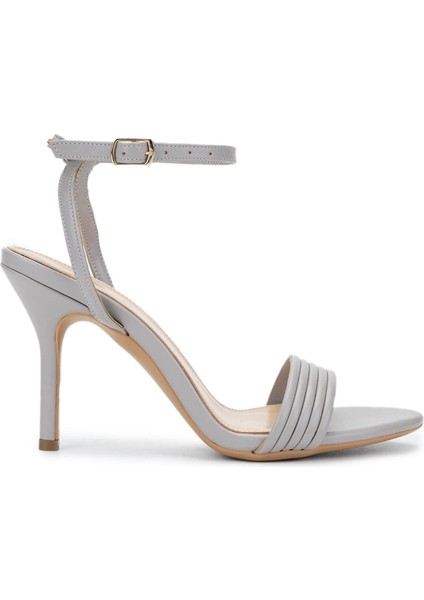 Kadın Deri Siyah Topuklu Ayakkabı 654 235 Bn Ayk Y25 Sıyah Cılt