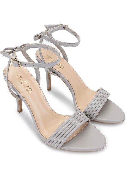 Kadın Deri Siyah Topuklu Ayakkabı 654 235 Bn Ayk Y25 Sıyah Cılt fiyatları