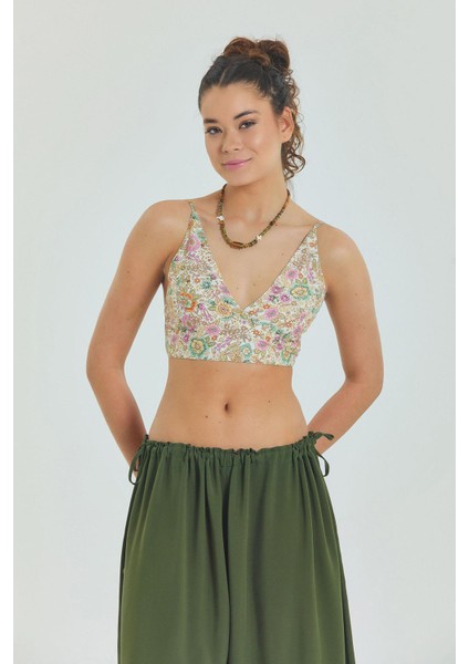 Bağcıklı Sırtı Açık Ayarlanabilir Crop Bluz