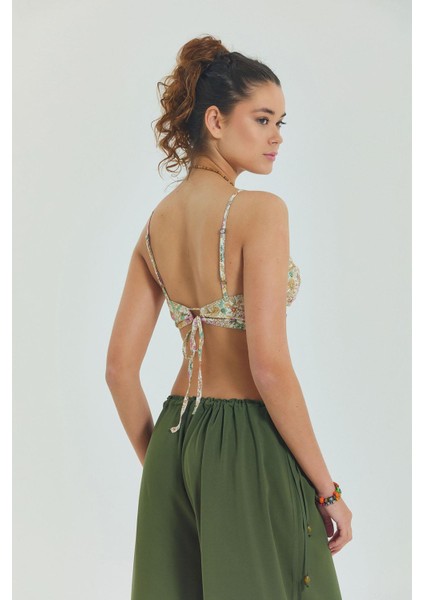 Bağcıklı Sırtı Açık Ayarlanabilir Crop Bluz