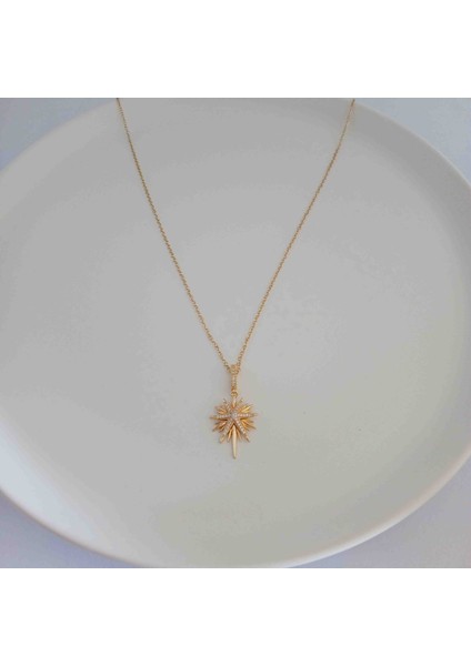 Gold Pirinç Zirkon Taşlı Sirius Yıldız Kolye fırsatları