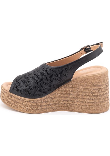 2310822 Kadın Sandalet indirimleri