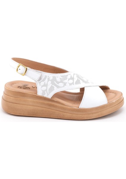 2409910 Kadın Sandalet