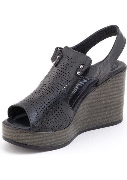 2310815 Kadın Sandalet fırsatları