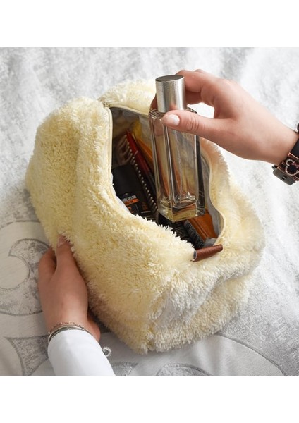 Peluşçu Dayı Peluş Seyahat Çantası (Uzun Tüylü) - Yumuşak ve Şık Tasarım