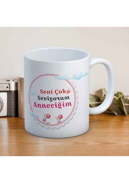 Annelerin Vazgeçilmezi Sevgi Dolu Kupa Tasarımlı 1 Adet Seni Çok Seviyorum Anneciğim Yazılı Anneler Günü Hediyelik Kupa fiyatları