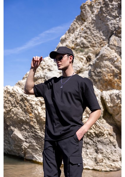 Erkek Siyah Renk Oversize Baskısız Basic Tişört indirimleri