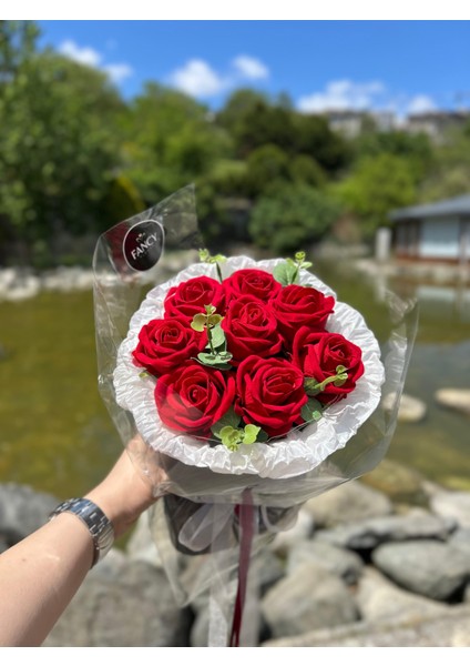 8'li Kore Stili Kadife Gül Buketi