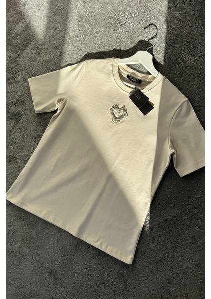 Orj Taşlı Kalp Motifili Tshirt- Bej