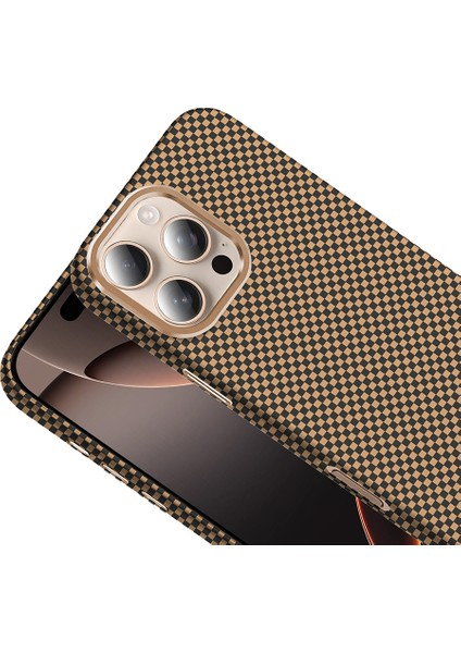 Apple iPhone 16 Pro Max Kılıf M-Safe Şarj Özellikli Karbon Fiber Görünümlü Gros Kapak modelleri