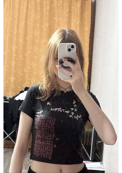 Siyah Japanese Sakura Tree Gotik Y2K Kısa Kollu Crop fiyatları