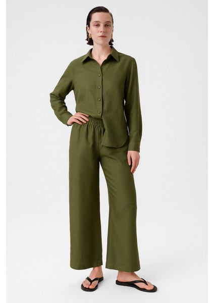 Haki Paçası Yırtmaçlı Kadın Pantolon