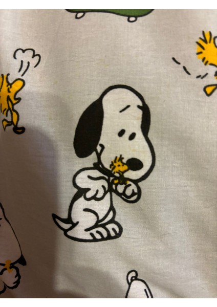 Snoopy Kare Kırlent