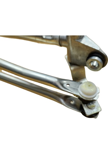 Lada Vega 2110-2111-2112 Priora Ön Cam Silecek Mekanizması+Motor Komple Orj Avtovaz 21105205500 fırsatları
