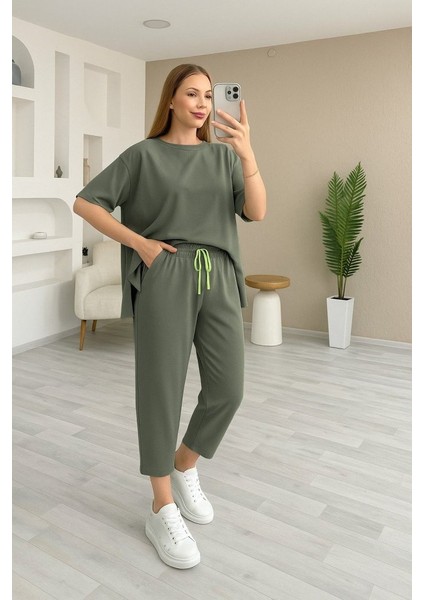 Kadın Kısa Kollu Bisiklet Yaka Viskon Iki Iplik Bluz ve Pantolon Ikili Takım