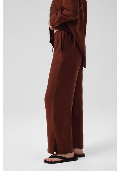 Kahverengi Paçası Yırtmaçlı Kadın Pantolon modelleri
