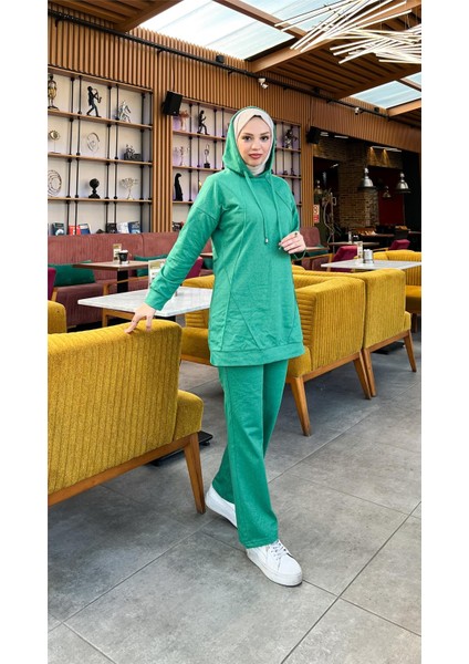 Kapşonlu O Yaka Sade Basic Ikili Eşofman Spor Takımı - 3039 - Benetton Yeşil