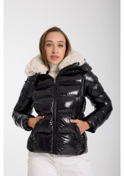 Kadın Kısa Dik Peluş Yaka Çıkarılabilir Kapüşonlu Dolgulu Su İtici Şişme Mont 8507