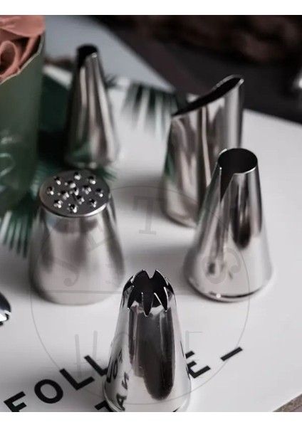 24 Parça Krema Duyu Seti Orta Boy Şanti Duyu Çelik Pasta Süsleme Duyu-Dolgusu fiyatları