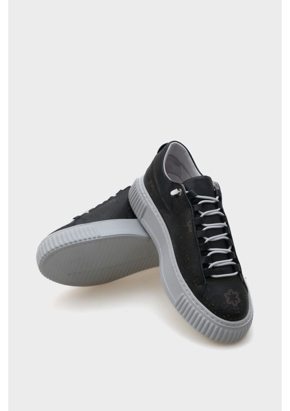 Haily Lazerli Deri Kadın Sneaker fırsatları