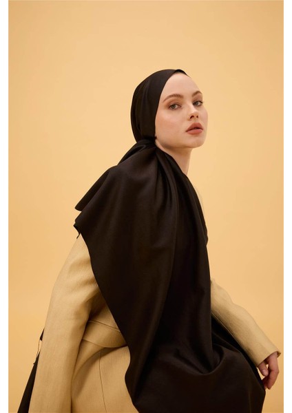 Siyah Düz Çift Taraflı İpek Şal Modeli