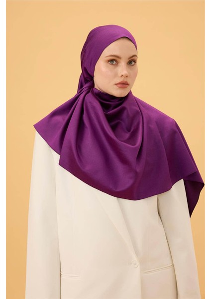 Mürdüm Siyah Düz Çift Taraflı İpek Şal Modeli