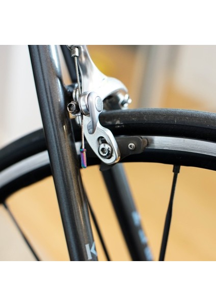20 Adet Tarzı Bisiklet Fren Vites Kablo Uç Kapakları Fren Hattı Attırıcı Vites Tel Uç Kapakları Ipuçları Kıvrımlar Mtb Bisiklet Bisiklet Aksesuarları (Yurt Dışından)