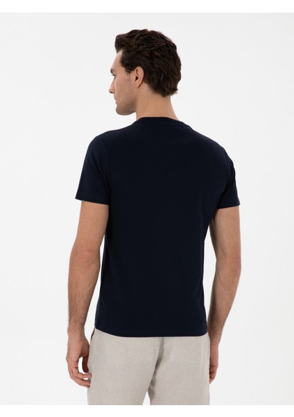 Erkek Lacivert Slim Fit Bisiklet Yaka Pamuk Basic T-Shirt 50310023-VR033