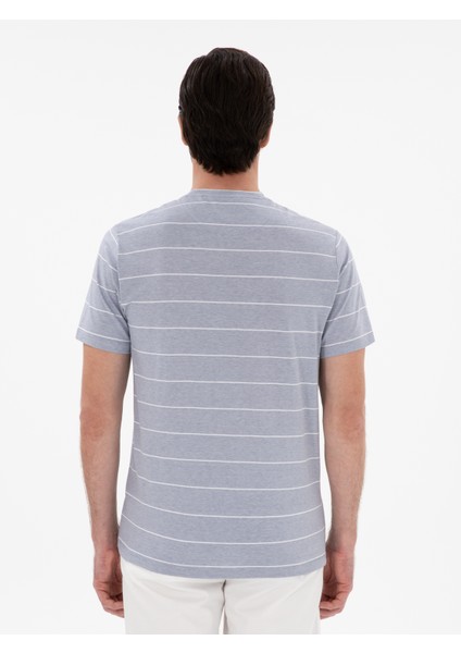 Erkek Beyaz Regular Fit Bisiklet Yaka Çizgili T-Shirt 50301352-VR036 indirimleri