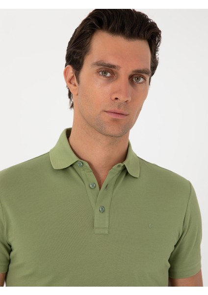 Erkek Açık Yeşil Slim Fit Polo Yaka Pamuklu Basic T-Shirt 50300934-VR092