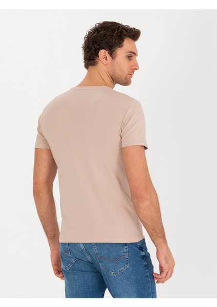 Erkek Bej Bisiklet Yaka Slim Fit T-Shirt 50266621-VR011