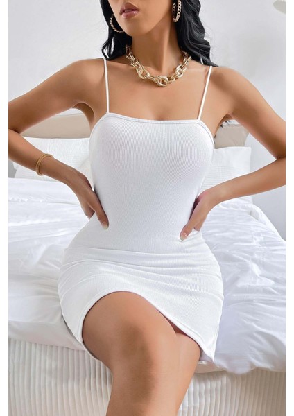 Askılı Vücudu Saran Şık Mini Elbise indirimleri