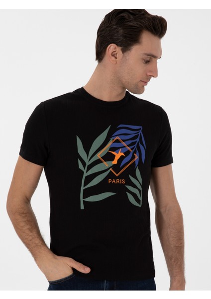 Erkek Siyah Slim Fit Bisiklet Yaka Desenli T-Shirt 50301497-VR046