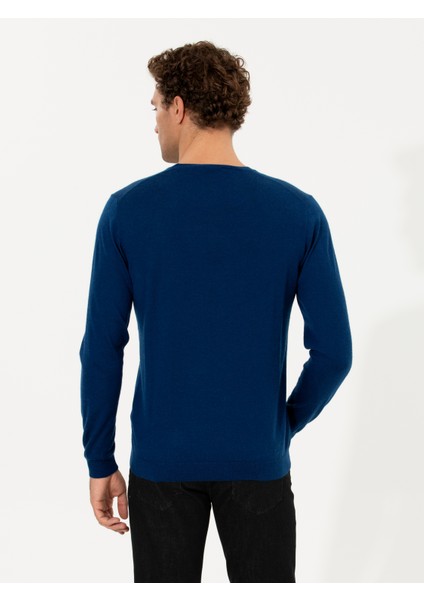 Erkek Sax Slim Fit Bisiklet Yaka Yün Kaşmir Karışımlı Triko Kazak 50260321-VR045 * Desenli Yün Karışımlı Bisiklet Yaka Erkek Triko Kazak<br><br>* Günlük Kombinlerin Yanı Sıra Ceketlerle Birlikte Oluşturulan Klasik Görünümlerde De Kullanabileceğiniz Desenli Erkek Triko Kazak modelimiz Esnek ve Yumuşak Dokuya Sahip Yün Karışımlı Kumaşla Üretilir.<br>* Koyu Ya Da Açık Fark Etmeksizin Pek Çok Renkle Uyum Sağlayabilecek Bisiklet Yaka Erkek Triko Kazak Modelimiz Bedeni Hafifçe Saran dinamik Slim Fit Kesim Ayrıcalığı Sunar.
