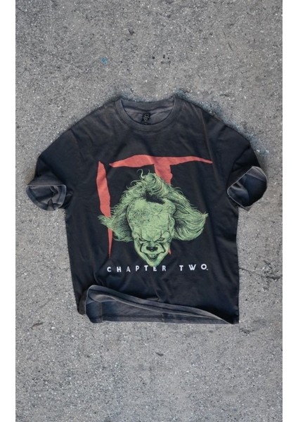 It Chapter Two Baskılı Oversize Yıkamalı T-Shirt