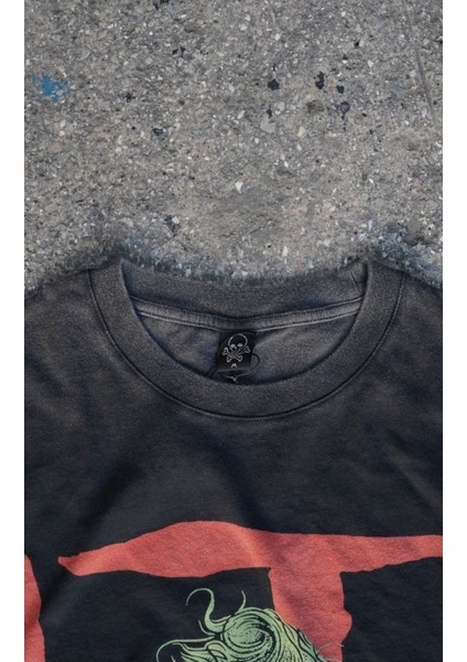 It Chapter Two Baskılı Oversize Yıkamalı T-Shirt modelleri